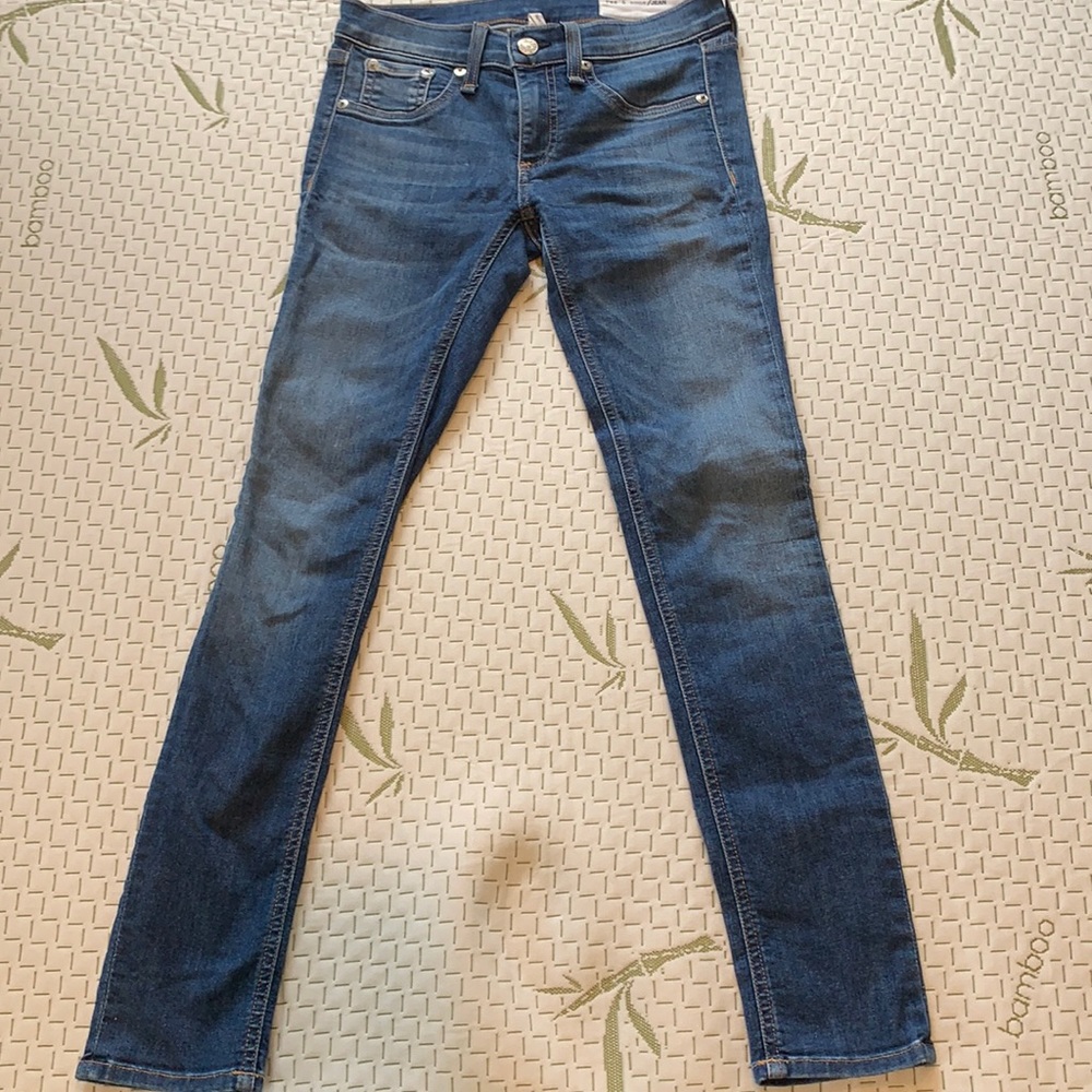 Rag & Bone women’s cropped skinny jean - size 25
